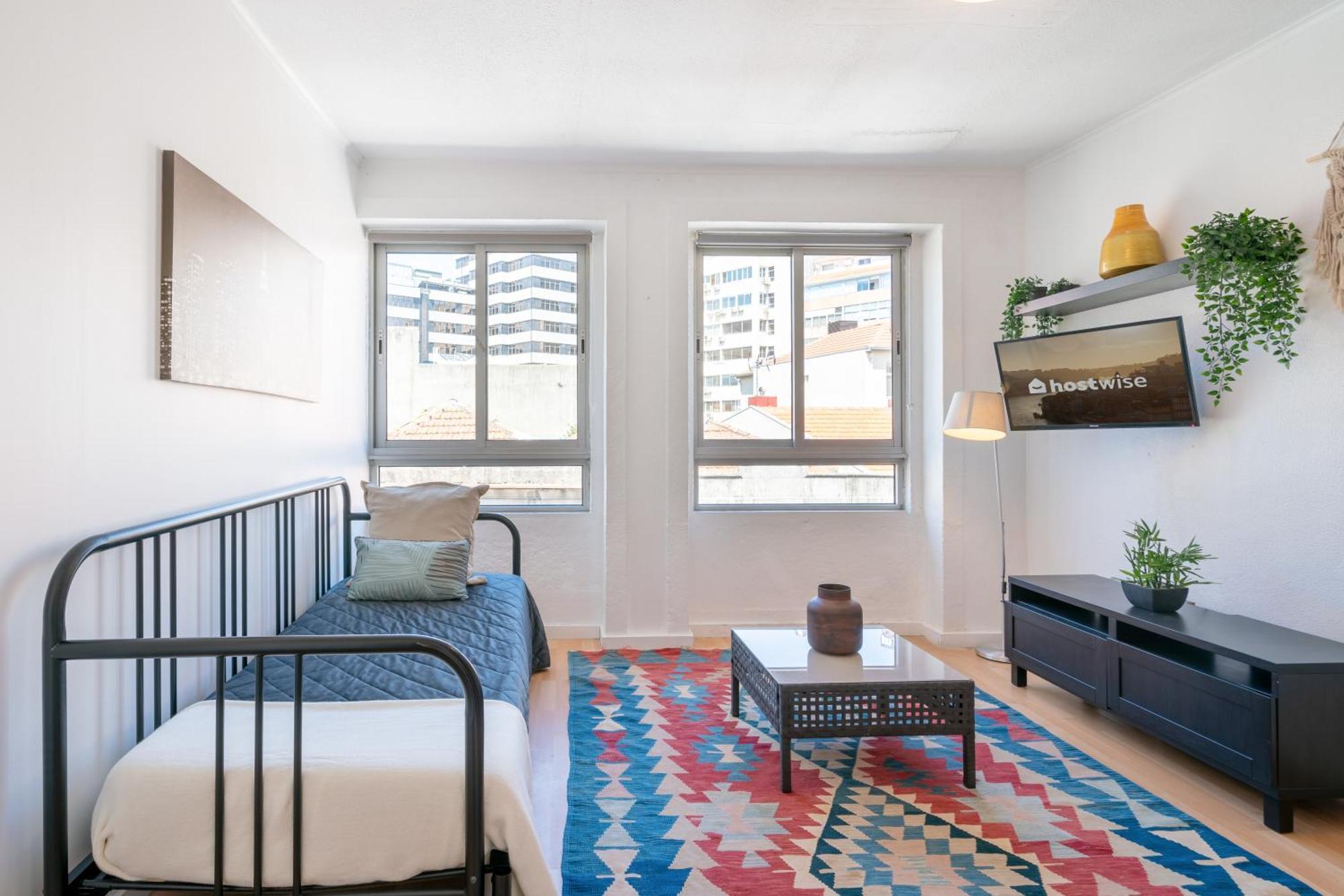 Host Wise - Large Flat W Terrace - Ace Location At Aliados Daire Porto Dış mekan fotoğraf