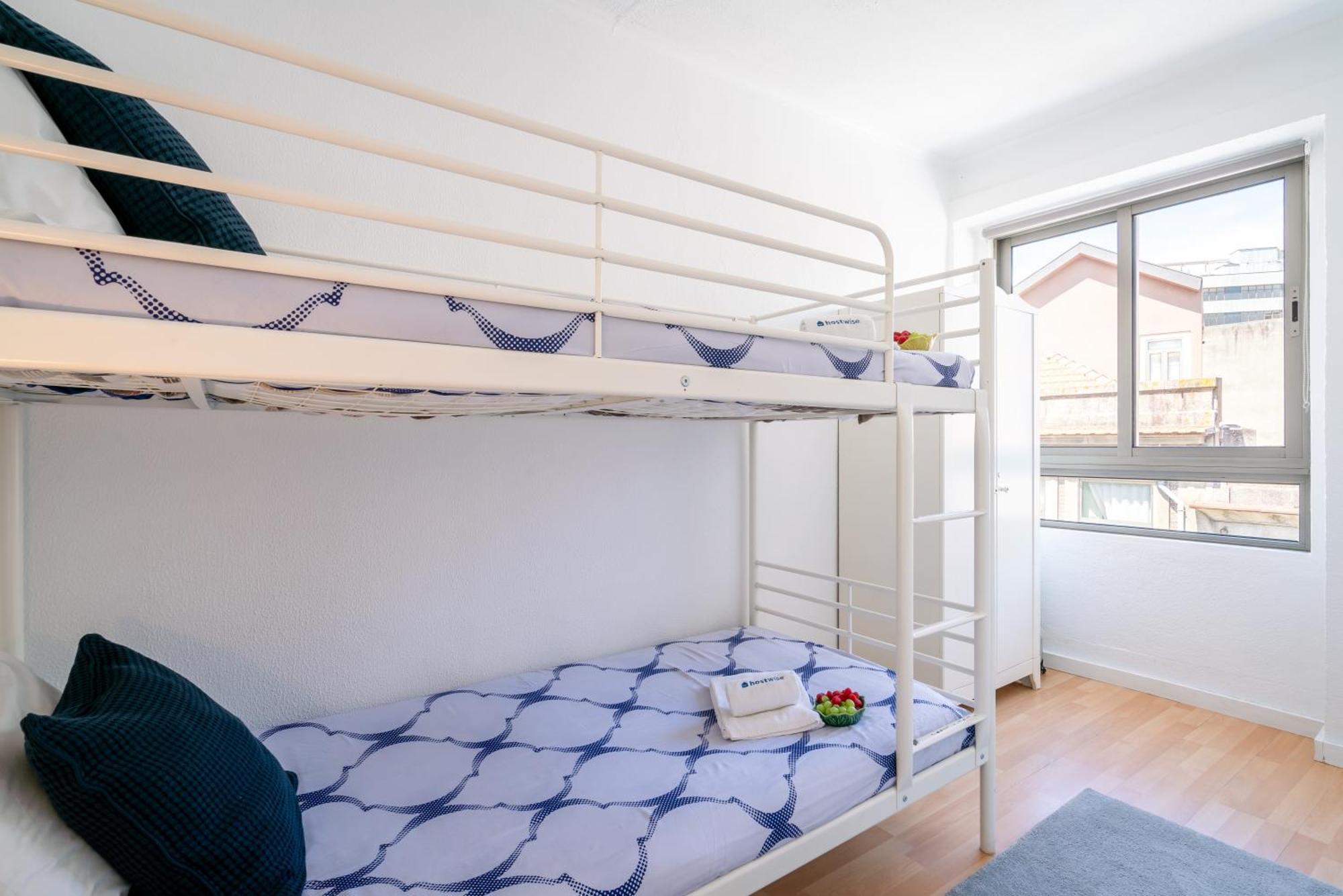 Host Wise - Large Flat W Terrace - Ace Location At Aliados Daire Porto Dış mekan fotoğraf