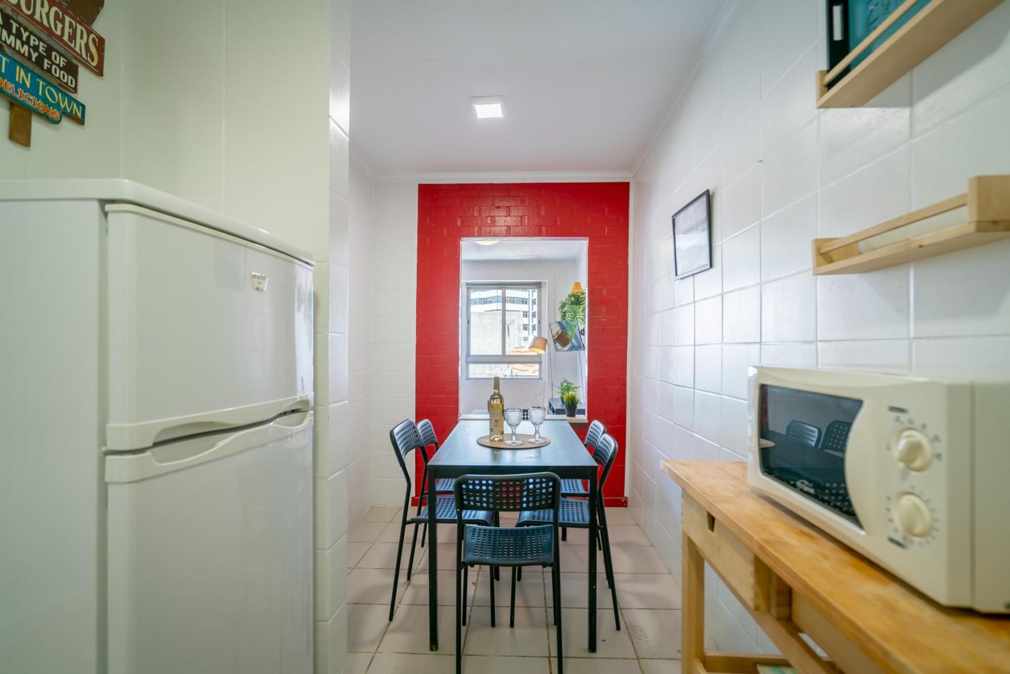 Host Wise - Large Flat W Terrace - Ace Location At Aliados Daire Porto Dış mekan fotoğraf