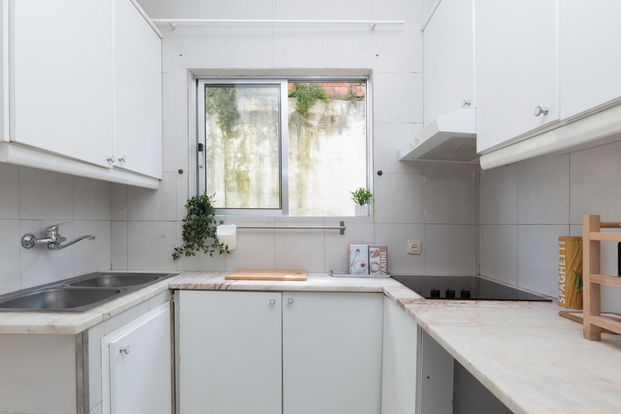 Host Wise - Large Flat W Terrace - Ace Location At Aliados Daire Porto Oda fotoğraf
